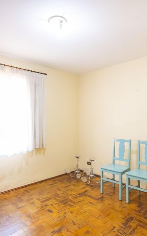 Casa à venda com 180m², 2 quartos e 3 vagas Casa à venda com 180m², 2 quartos e 3 vagasQuarto 1