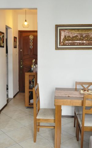Apartamento à venda com 64m², 2 quartos e sem vagaSala