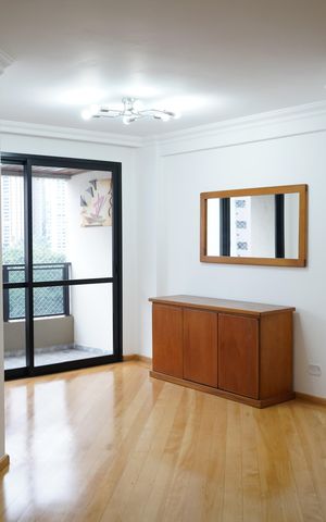 Apartamento à venda com 83m², 3 quartos e 2 vagasSala