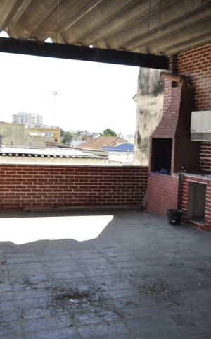 Casa à venda com 55m², 4 quartos e sem vagaÁrea Externa