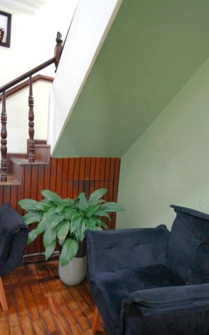Casa à venda com 160m², 4 quartos e 1 vagaSala de Estar