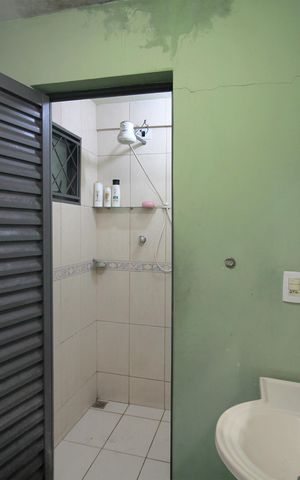 Casa à venda com 160m², 4 quartos e 1 vagaBanheiro de Serviço