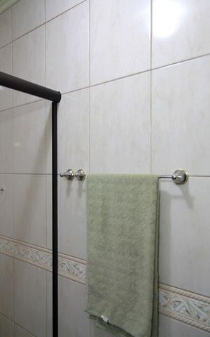Casa à venda com 160m², 4 quartos e 1 vagaBanheiro