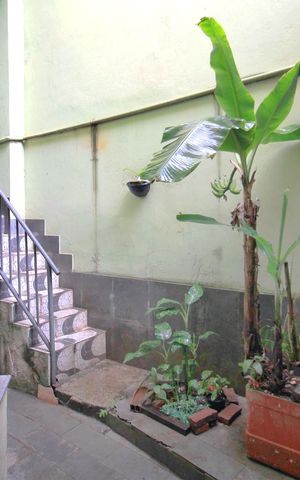 Casa à venda com 160m², 4 quartos e 1 vagaÁrea de Serviço