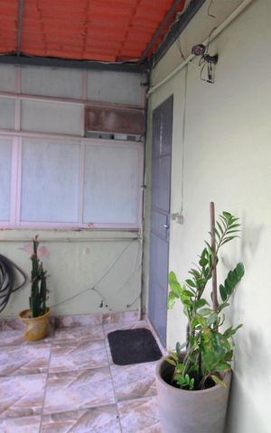 Casa à venda com 160m², 4 quartos e 1 vagaVaranda