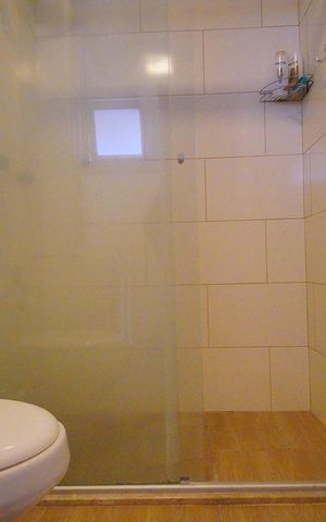 Apartamento para alugar com 185m², 3 quartos e 1 vaga Apartamento para alugar com 185m², 3 quartos e 1 vagaBanheiro da Suíte