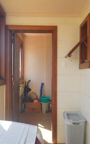 Apartamento para alugar com 185m², 3 quartos e 1 vaga Apartamento para alugar com 185m², 3 quartos e 1 vagaÁrea de Serviço