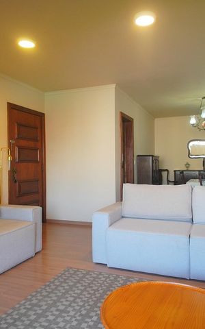 Apartamento para alugar com 185m², 3 quartos e 1 vaga Apartamento para alugar com 185m², 3 quartos e 1 vagaSala