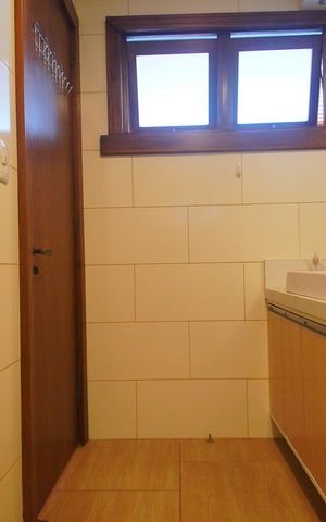 Apartamento para alugar com 185m², 3 quartos e 1 vaga Apartamento para alugar com 185m², 3 quartos e 1 vagaBanheiro da Suíte