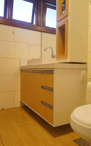 Apartamento para alugar com 185m², 3 quartos e 1 vaga Apartamento para alugar com 185m², 3 quartos e 1 vagaBanheiro da Suíte