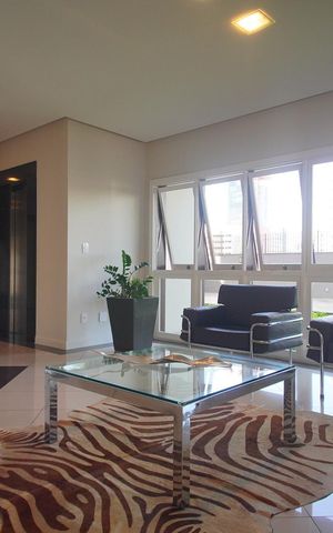 Apartamento para alugar com 185m², 3 quartos e 1 vaga Apartamento para alugar com 185m², 3 quartos e 1 vagaHall de entrada