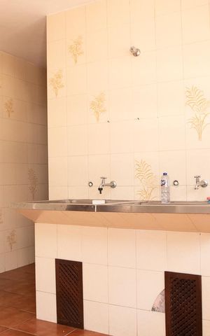 Casa para alugar com 580m², 9 quartos e 6 vagas Casa para alugar com 580m², 9 quartos e 6 vagasÁrea de Serviço