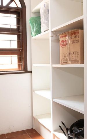 Casa para alugar com 580m², 9 quartos e 6 vagas Casa para alugar com 580m², 9 quartos e 6 vagasDespensa