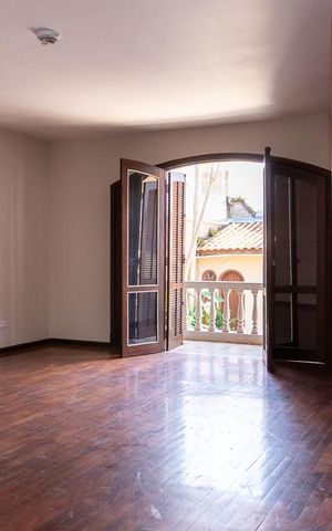 Casa para alugar com 580m², 9 quartos e 6 vagas Casa para alugar com 580m², 9 quartos e 6 vagasQuarto 4 - Suíte