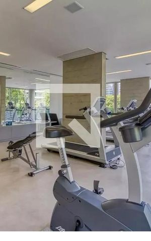 Studio à venda com 29m², 1 quarto e 1 vaga Studio à venda com 29m², 1 quarto e 1 vagaÁrea comum - Academia