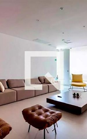 Studio à venda com 29m², 1 quarto e 1 vaga Studio à venda com 29m², 1 quarto e 1 vagaÁrea comum - Salão de festas