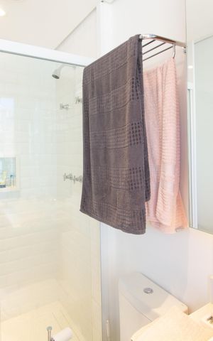 Studio à venda com 29m², 1 quarto e 1 vaga Studio à venda com 29m², 1 quarto e 1 vagaBanheiro