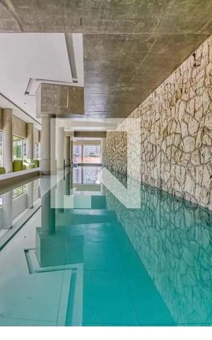 Studio à venda com 29m², 1 quarto e 1 vaga Studio à venda com 29m², 1 quarto e 1 vagaÁrea comum - Piscina