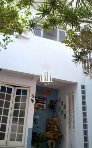Casa à venda com 214m², 3 quartos e 4 vagas