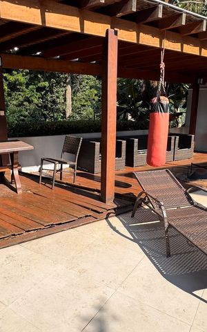 Casa à venda com 317m², 3 quartos e 4 vagas Casa à venda com 317m², 3 quartos e 4 vagasÁrea externa