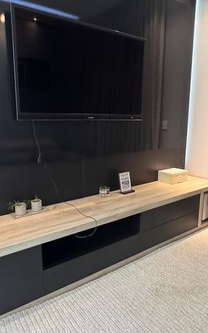 Casa à venda com 317m², 3 quartos e 4 vagas Casa à venda com 317m², 3 quartos e 4 vagasSala de TV
