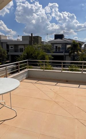 Casa à venda com 317m², 3 quartos e 4 vagas Casa à venda com 317m², 3 quartos e 4 vagasVaranda Suite
