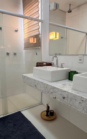 Casa à venda com 317m², 3 quartos e 4 vagas Casa à venda com 317m², 3 quartos e 4 vagasBanheiro da Suíte 3