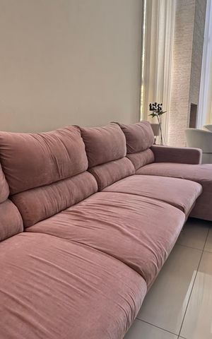 Casa à venda com 317m², 3 quartos e 4 vagas Casa à venda com 317m², 3 quartos e 4 vagasSala