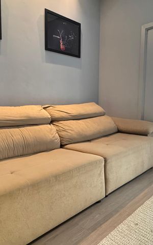 Casa à venda com 317m², 3 quartos e 4 vagas Casa à venda com 317m², 3 quartos e 4 vagasSala de TV