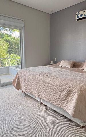 Casa à venda com 317m², 3 quartos e 4 vagas Casa à venda com 317m², 3 quartos e 4 vagasSuíte 3