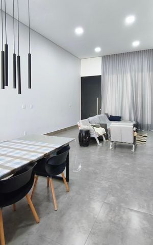 Casa de condomínio à venda com 201m², 3 quartos e 4 vagas Casa de condomínio à venda com 201m², 3 quartos e 4 vagasCopa