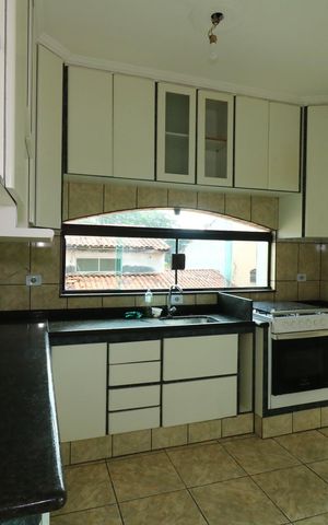 Casa para alugar com 140m², 2 quartos e 1 vagaCozinha