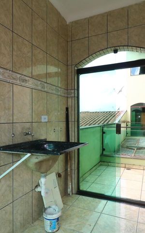 Casa para alugar com 140m², 2 quartos e 1 vagaÁrea de Serviço