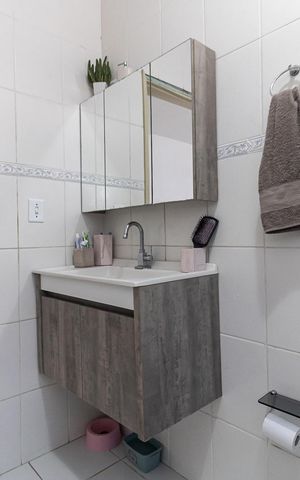 Casa à venda com 280m², 1 quarto e 2 vagas Casa à venda com 280m², 1 quarto e 2 vagasBanheiro