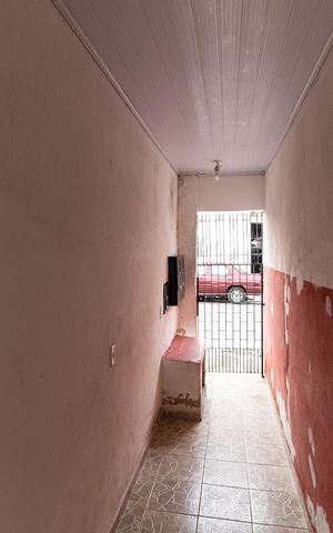 Casa à venda com 280m², 1 quarto e 2 vagas Casa à venda com 280m², 1 quarto e 2 vagasEntrada