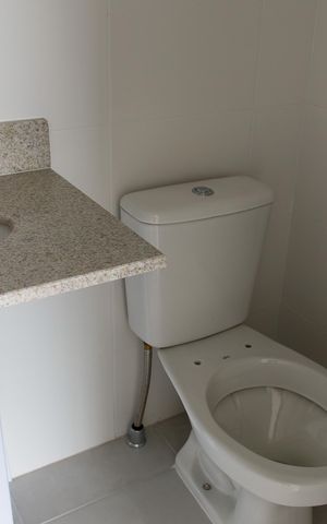Apartamento à venda com 38m², 1 quarto e 1 vaga Apartamento à venda com 38m², 1 quarto e 1 vagaBanheiro da Suíte 1