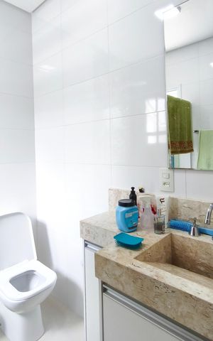 Casa de condomínio à venda com 250m², 3 quartos e 4 vagas Casa de condomínio à venda com 250m², 3 quartos e 4 vagasBanheiro Suíte 1