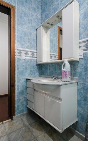 Casa à venda com 325m², 3 quartos e 3 vagasBanheiro da suíte 2