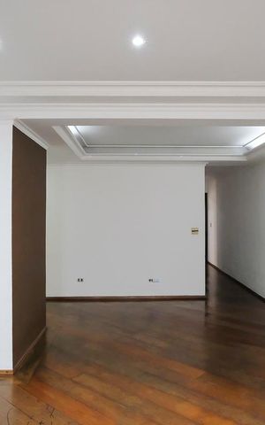 Casa à venda com 325m², 3 quartos e 3 vagasSala