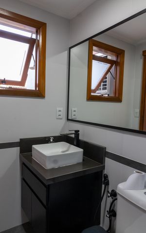 Casa à venda com 141m², 3 quartos e 1 vaga Casa à venda com 141m², 3 quartos e 1 vagaBanheiro