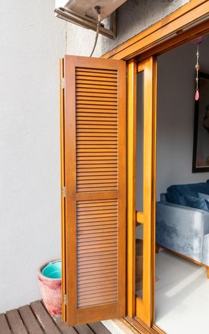 Casa à venda com 141m², 3 quartos e 1 vaga Casa à venda com 141m², 3 quartos e 1 vagaSacada