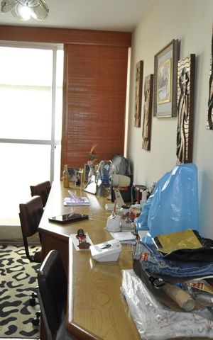 Apartamento à venda com 420m², 4 quartos e 4 vagasEscritório