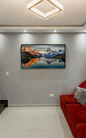 Casa de condomínio à venda com 100m², 2 quartos e 2 vagas Casa de condomínio à venda com 100m², 2 quartos e 2 vagasSala