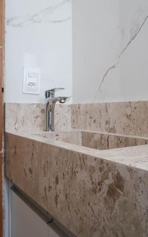 Casa à venda com 140m², 3 quartos e 4 vagasBanheiro