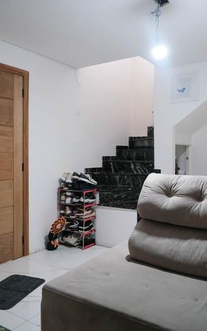 Casa à venda com 140m², 3 quartos e 4 vagasSala