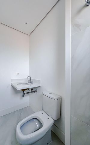 Apartamento à venda com 153m², 3 quartos e 2 vagasBanheiro da Suíte 1