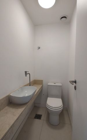 Apartamento para alugar com 280m², 4 quartos e 3 vagasLavabo