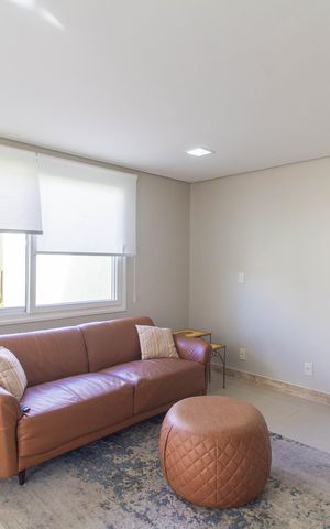 Casa à venda com 300m², 3 quartos e 3 vagas Casa à venda com 300m², 3 quartos e 3 vagasSala 1
