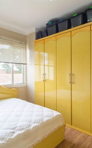 Casa à venda com 300m², 3 quartos e 3 vagas Casa à venda com 300m², 3 quartos e 3 vagasQuarto 1