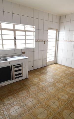 Casa à venda com 200m², 3 quartos e 3 vagasCozinha